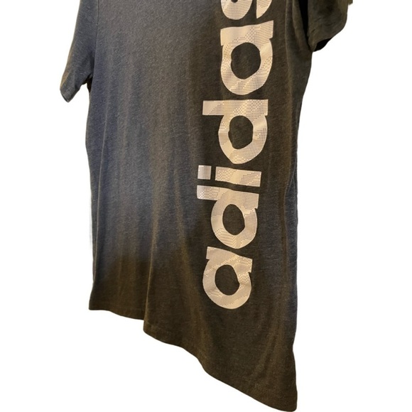 𝅺ADIDAS Branded Short Sleeve T-shirt - Large - Picture 4 of 5